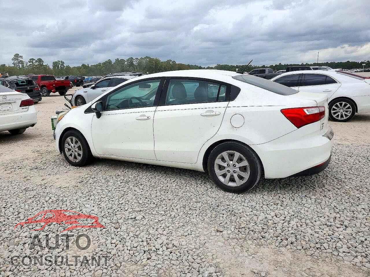 KIA RIO 2017 - KNADM4A38H6034554
