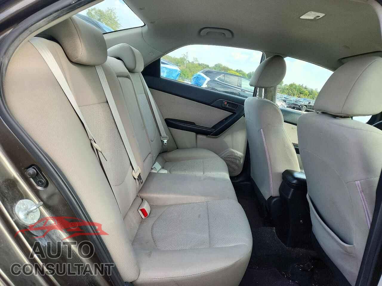 KIA FORTE 2011 - KNAFU4A29B5366466