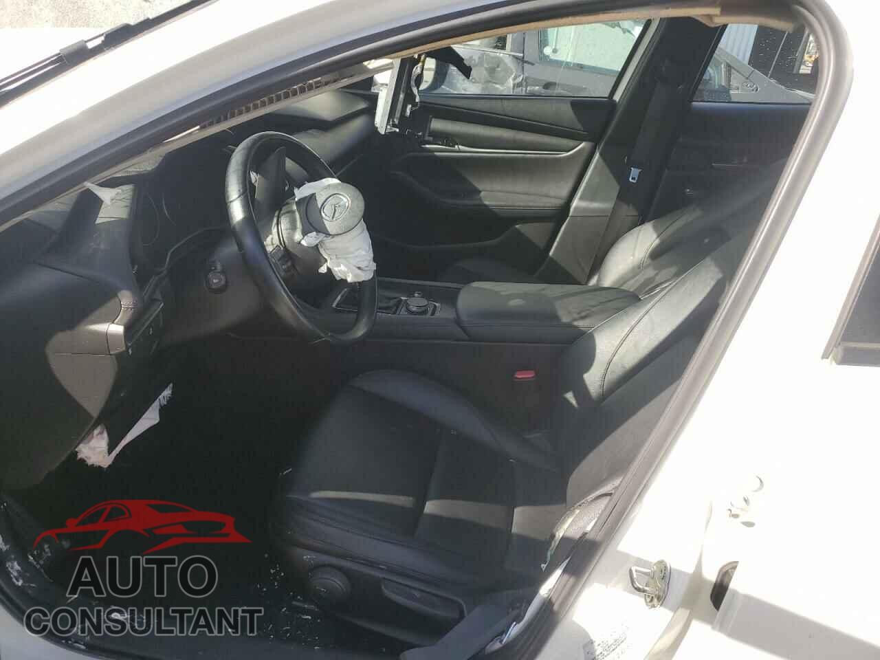 MAZDA 3 2021 - JM1BPABL6M1331179