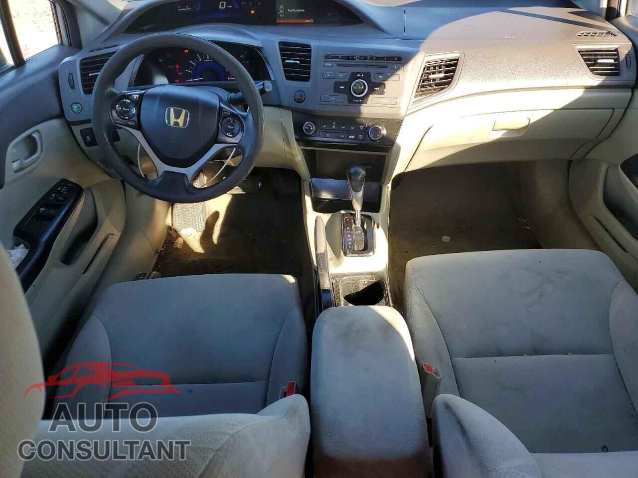 HONDA CIVIC 2012 - 2HGFB2F55CH558818