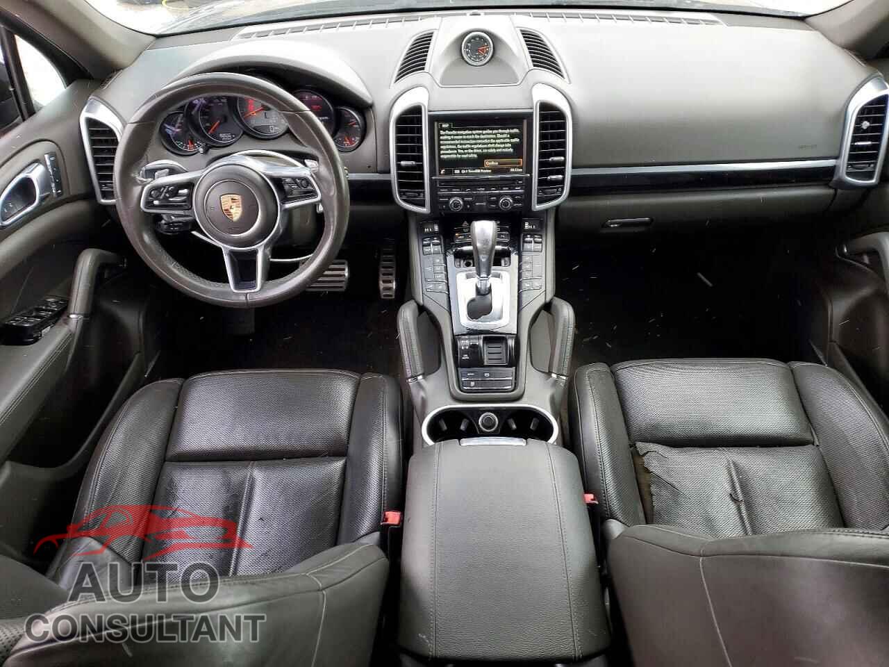 PORSCHE CAYENNE 2016 - WP1AB2A2XGLA96799