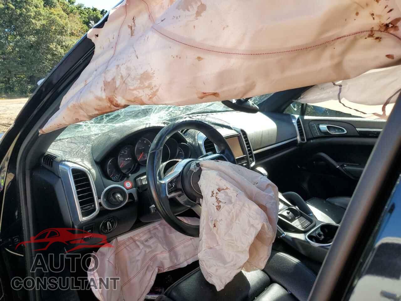PORSCHE CAYENNE 2016 - WP1AA2A24GKA08824