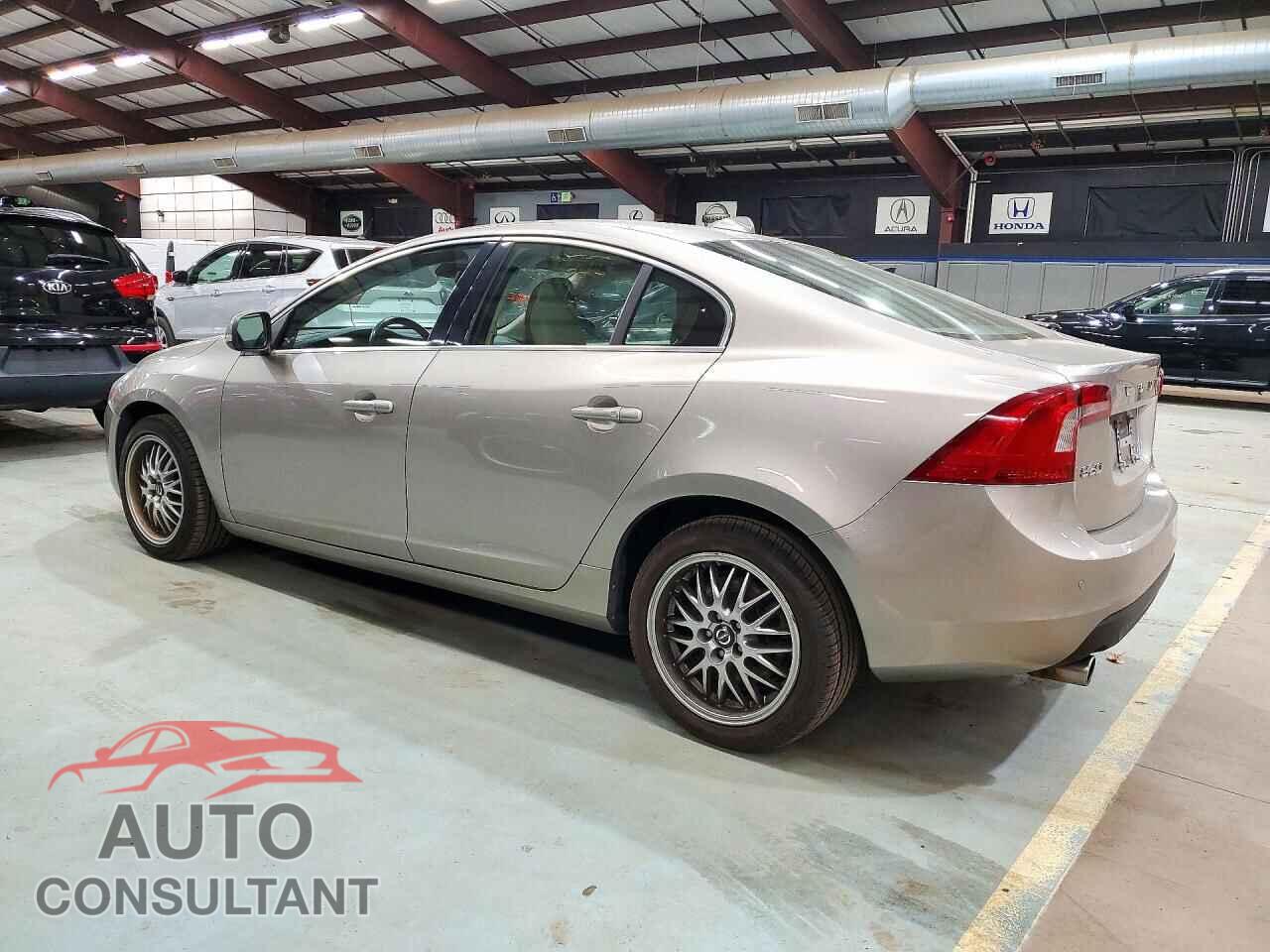 VOLVO S60 2013 - YV1612FH2D2177413