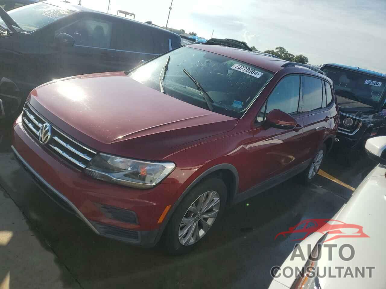 VOLKSWAGEN TIGUAN 2018 - 3VV1B7AX9JM082054