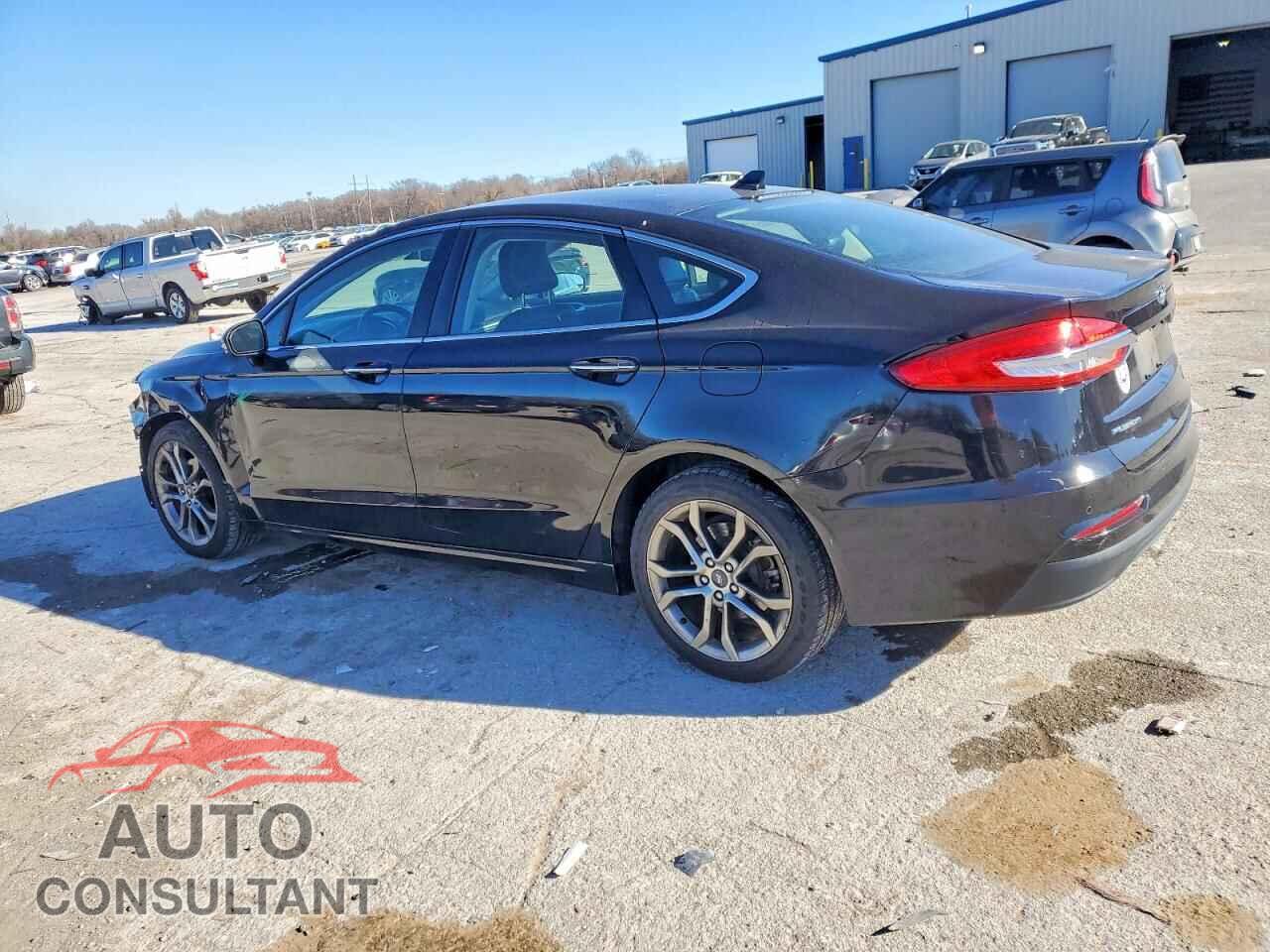 FORD FUSION 2019 - 3FA6P0CD0KR259357
