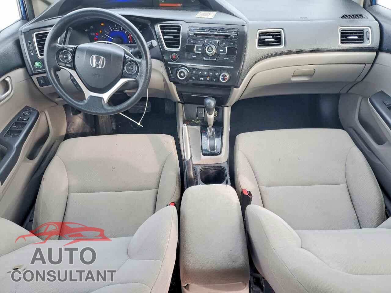HONDA CIVIC 2013 - 2HGFB2F55DH575071