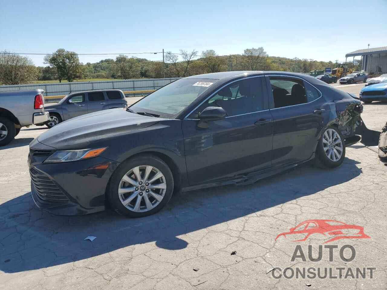 TOYOTA CAMRY 2018 - 4T1B11HK9JU595731