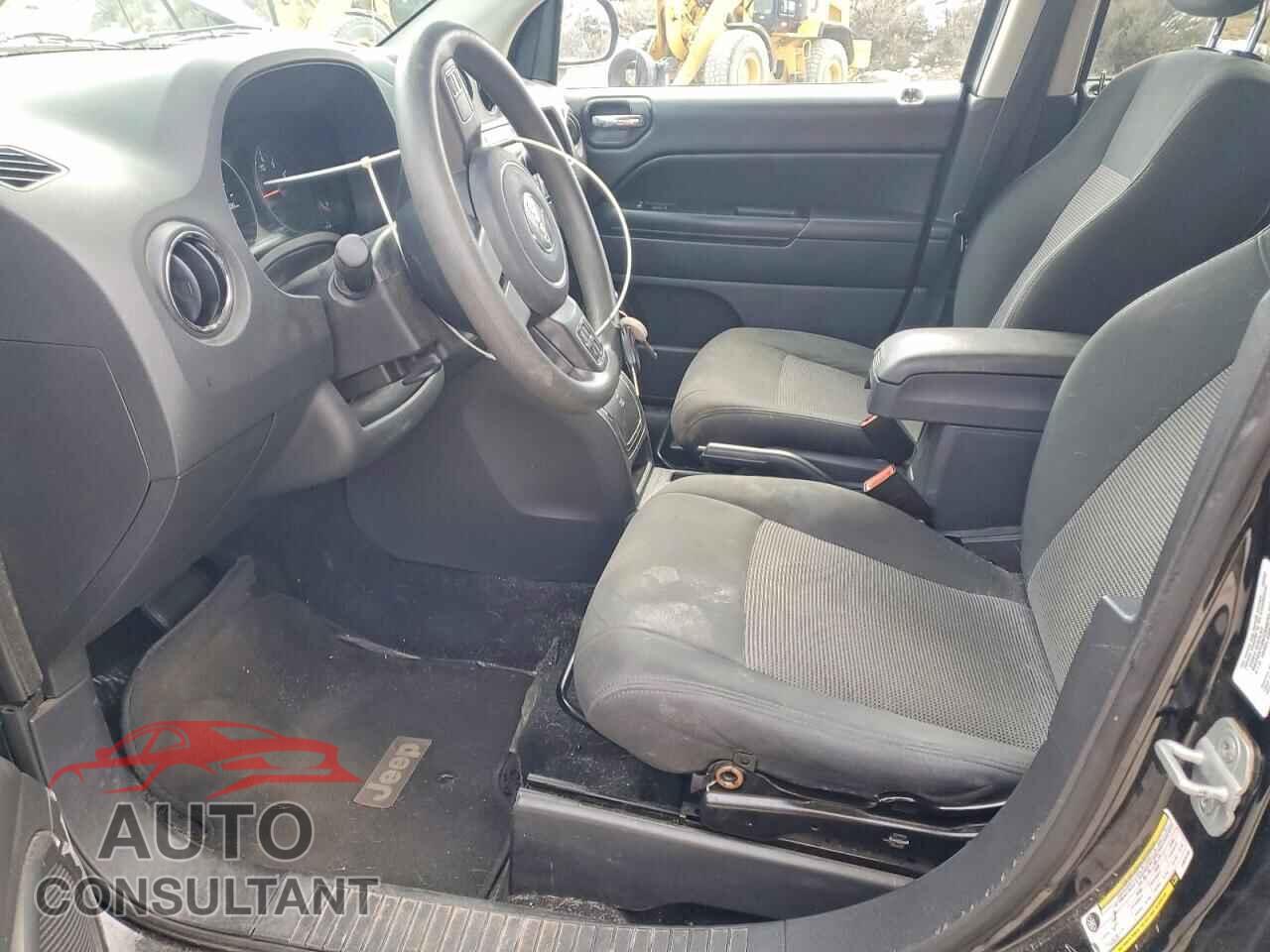 JEEP COMPASS 2012 - 1C4NJCBA9CD618165