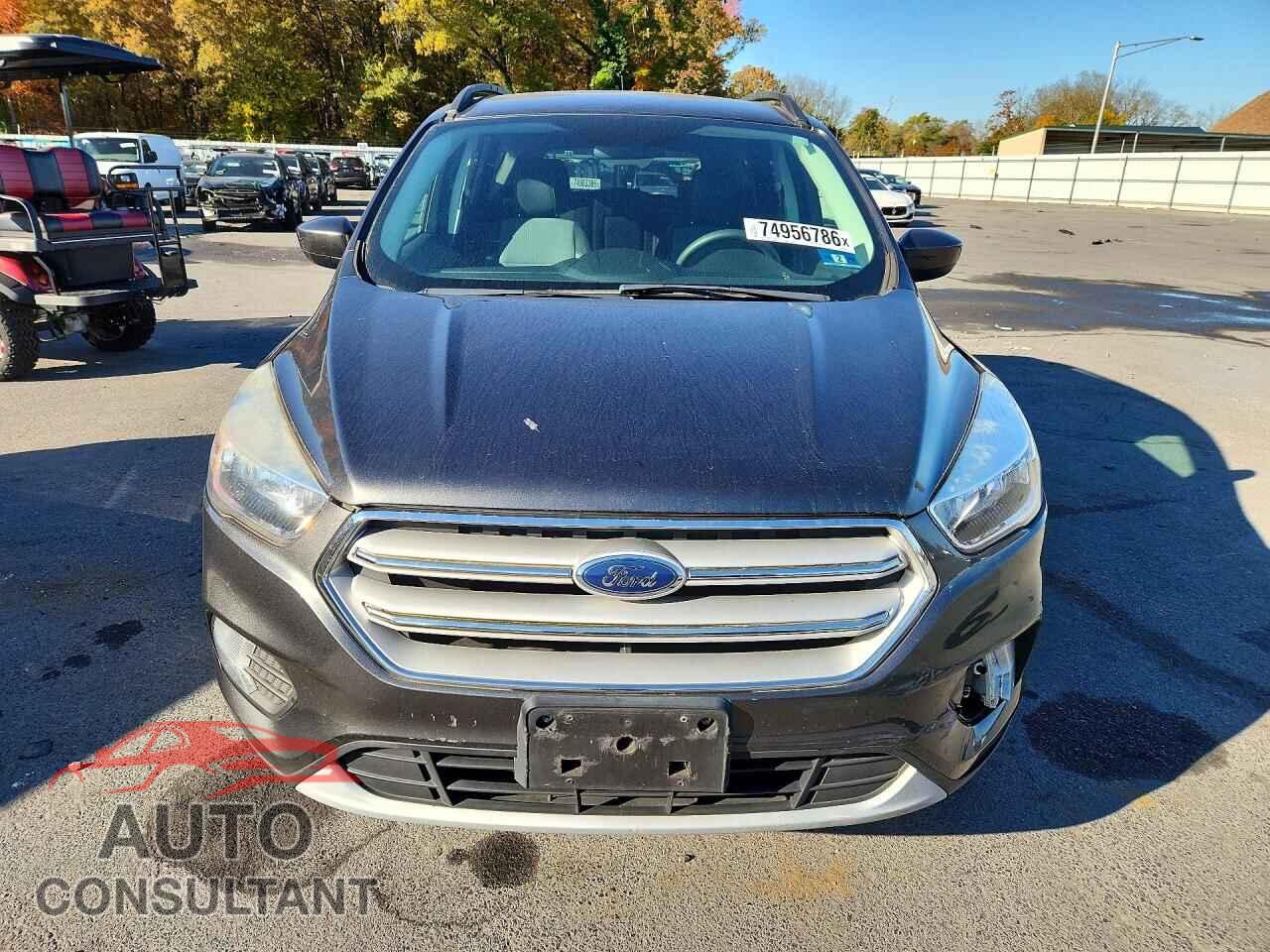 FORD ESCAPE 2018 - 1FMCU0GD6JUB58357