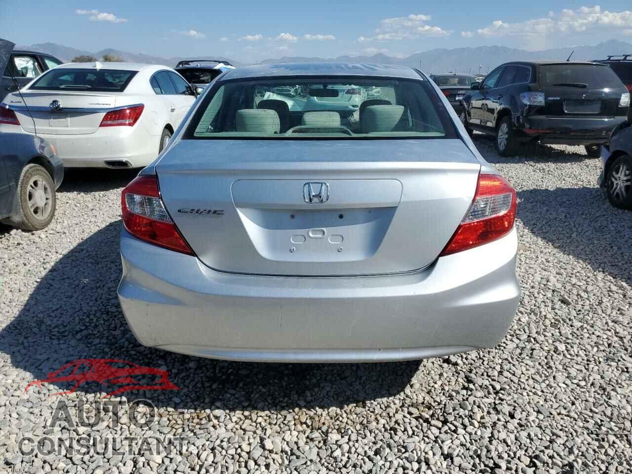 HONDA CIVIC 2012 - 2HGFB2F55CH554493