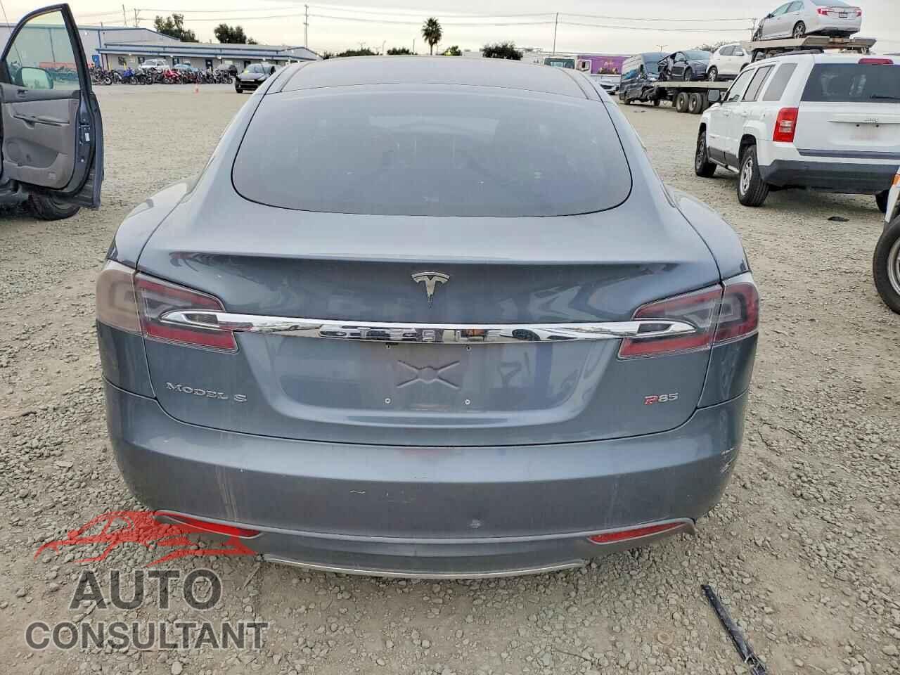 TESLA MODEL S 2013 - 5YJSA1DP6DFP07422