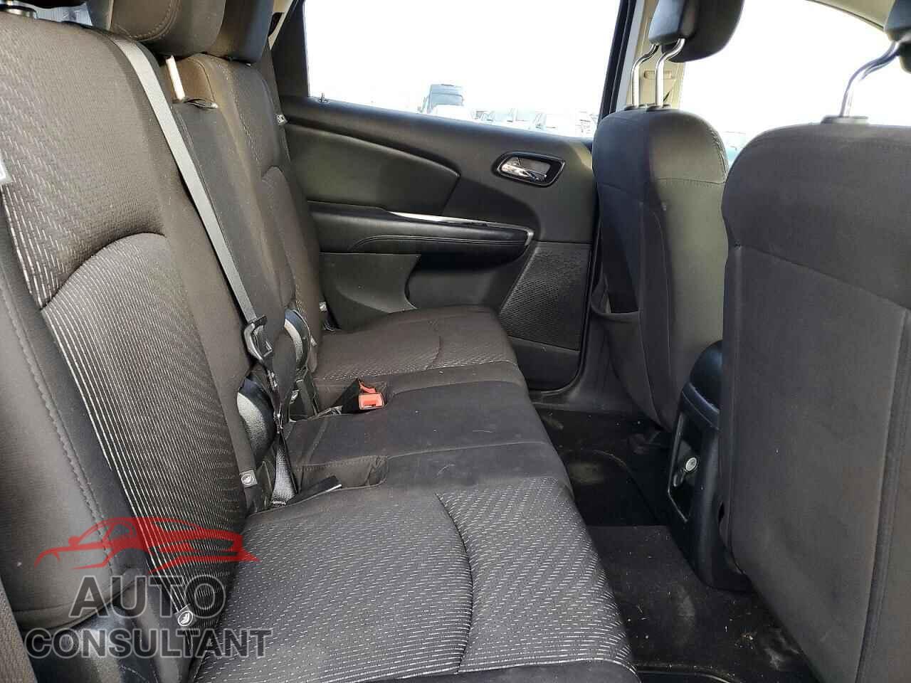 DODGE JOURNEY 2015 - 3C4PDCAB9FT661607