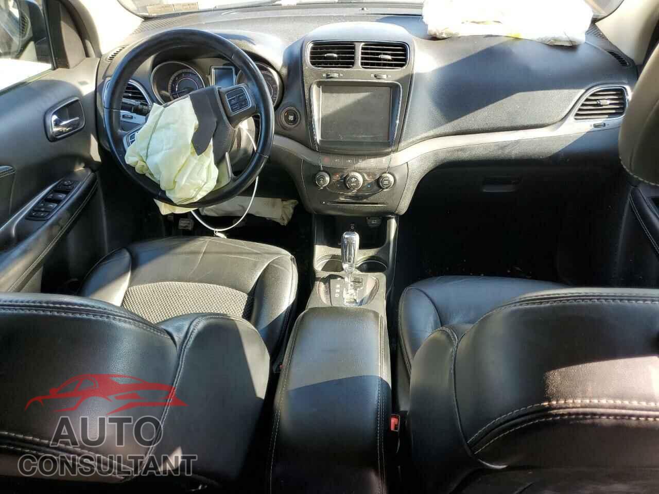 DODGE JOURNEY 2017 - 3C4PDCGG2HT548328