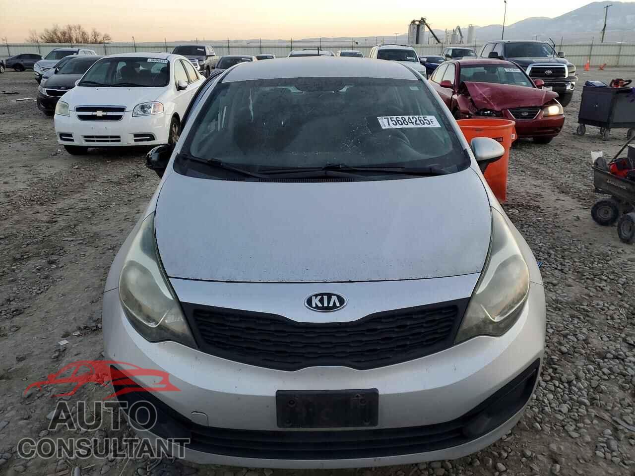KIA RIO 2015 - KNADM4A3XF6501860