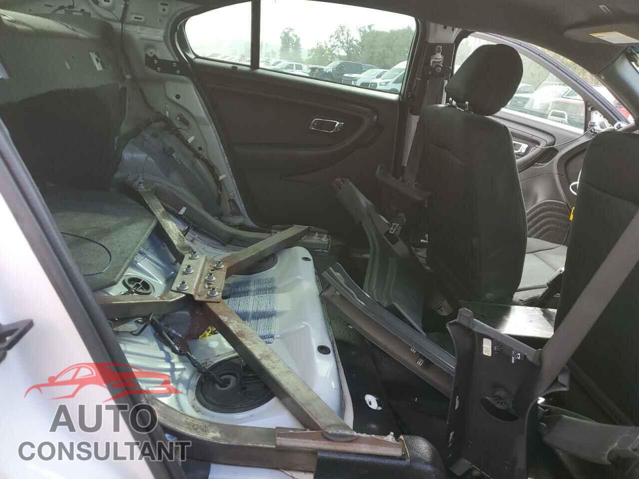 FORD TAURUS 2019 - 1FAHP2L84KG117592