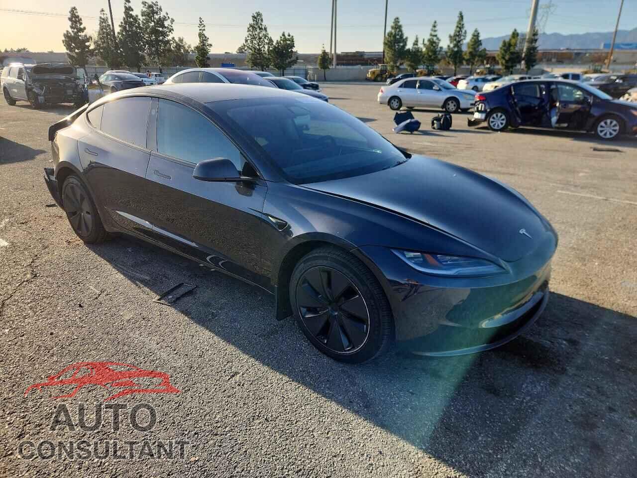 TESLA MODEL 3 2024 - 5YJ3E1EA0RF832930