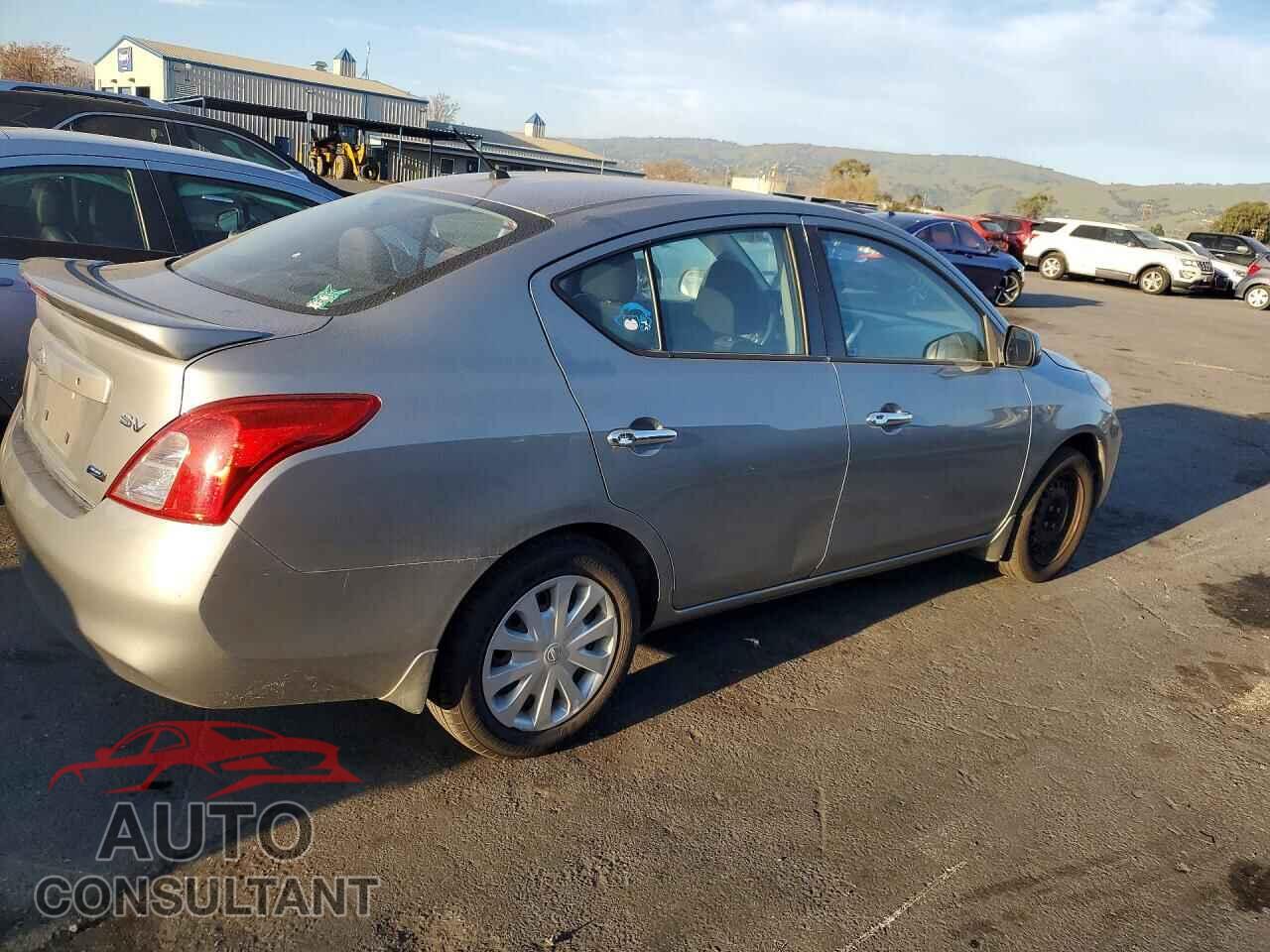 NISSAN VERSA 2014 - 3N1CN7AP1EL863101