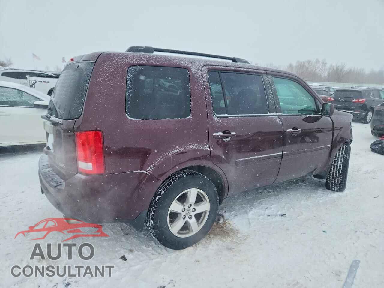 HONDA PILOT 2011 - 5FNYF4H51BB082432