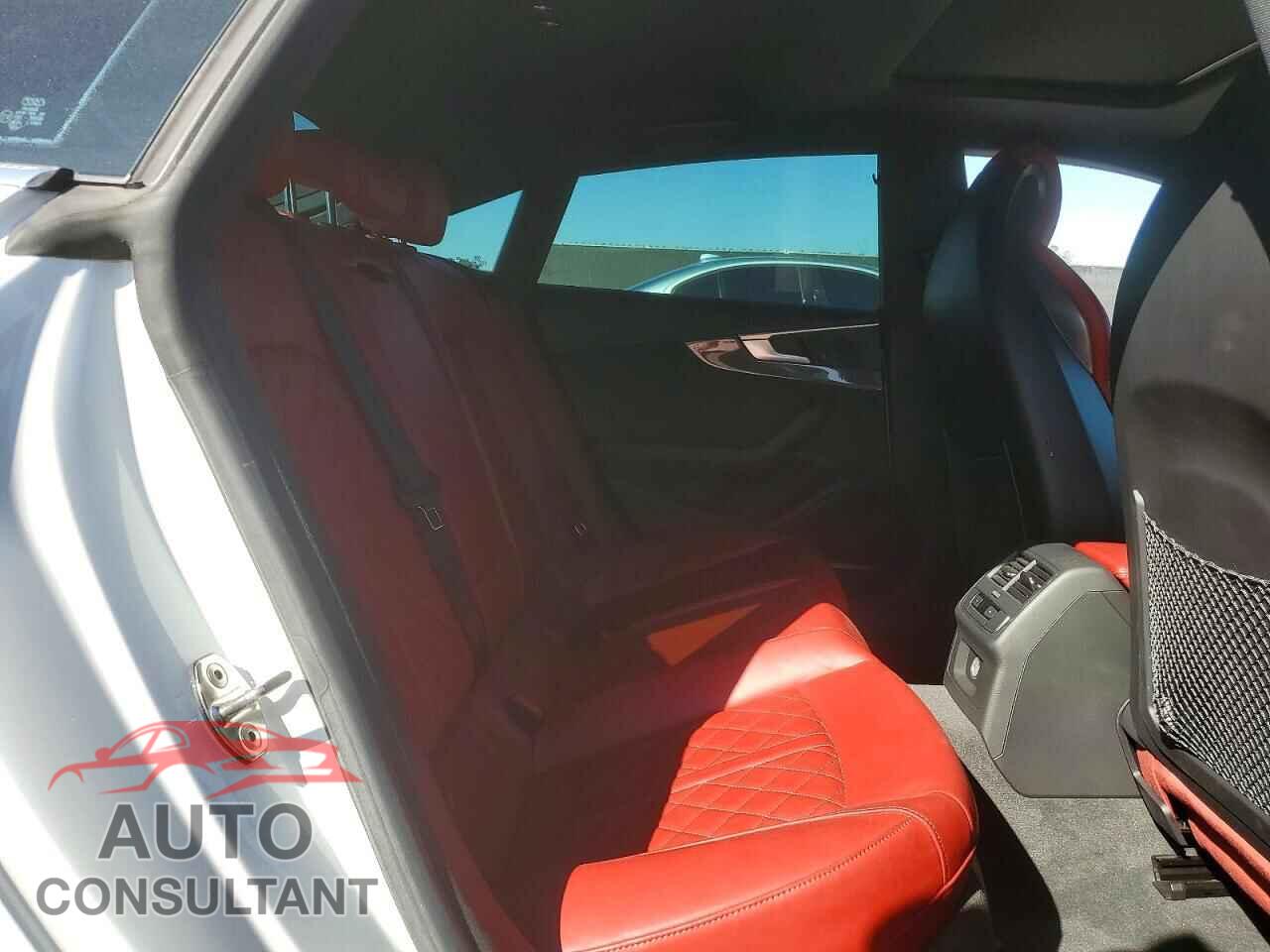 AUDI S5/RS5 2018 - WAUC4CF53JA011170