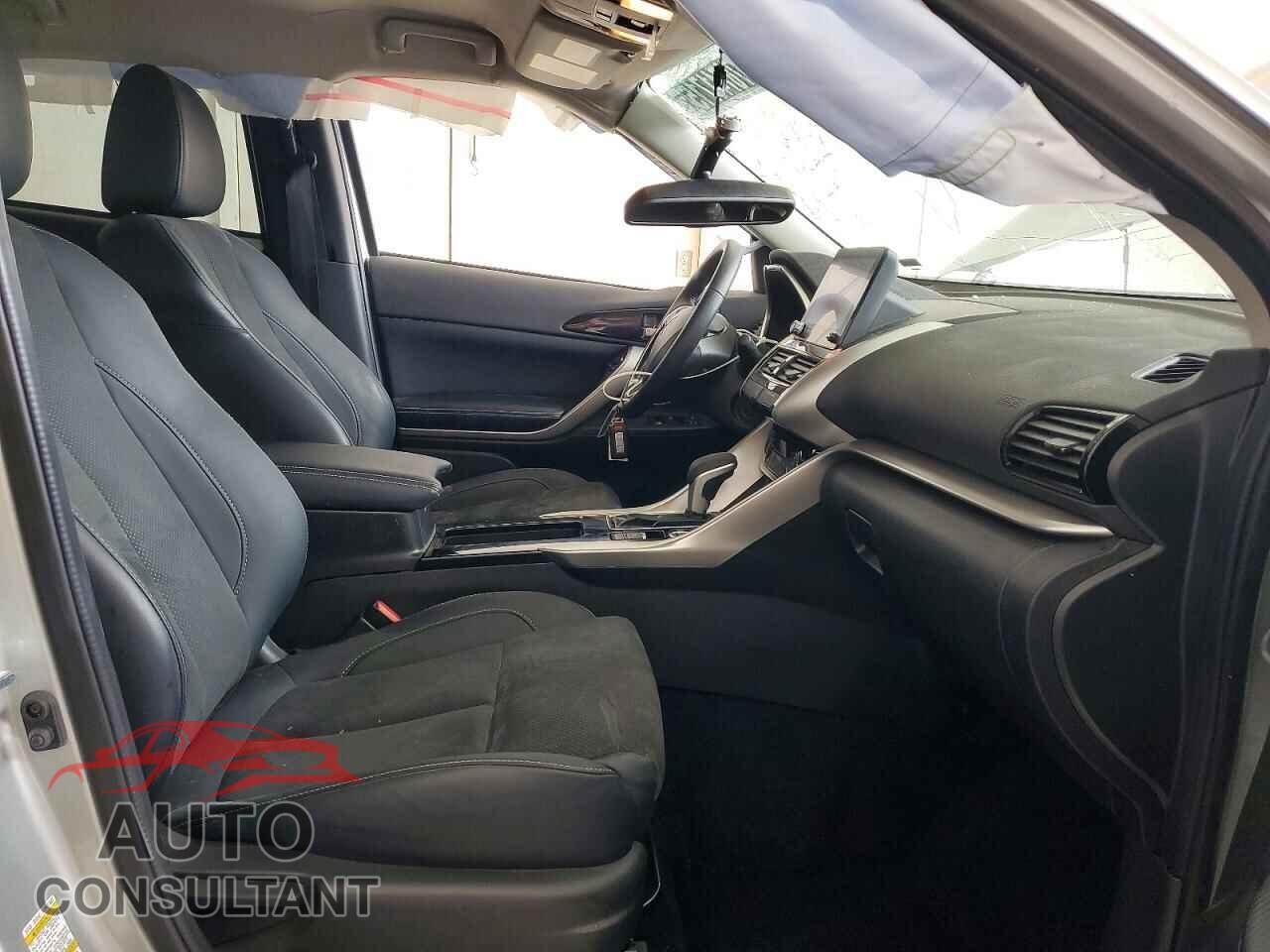 MITSUBISHI ECLIPSE 2025 - JA4ATWAA7SZ045273