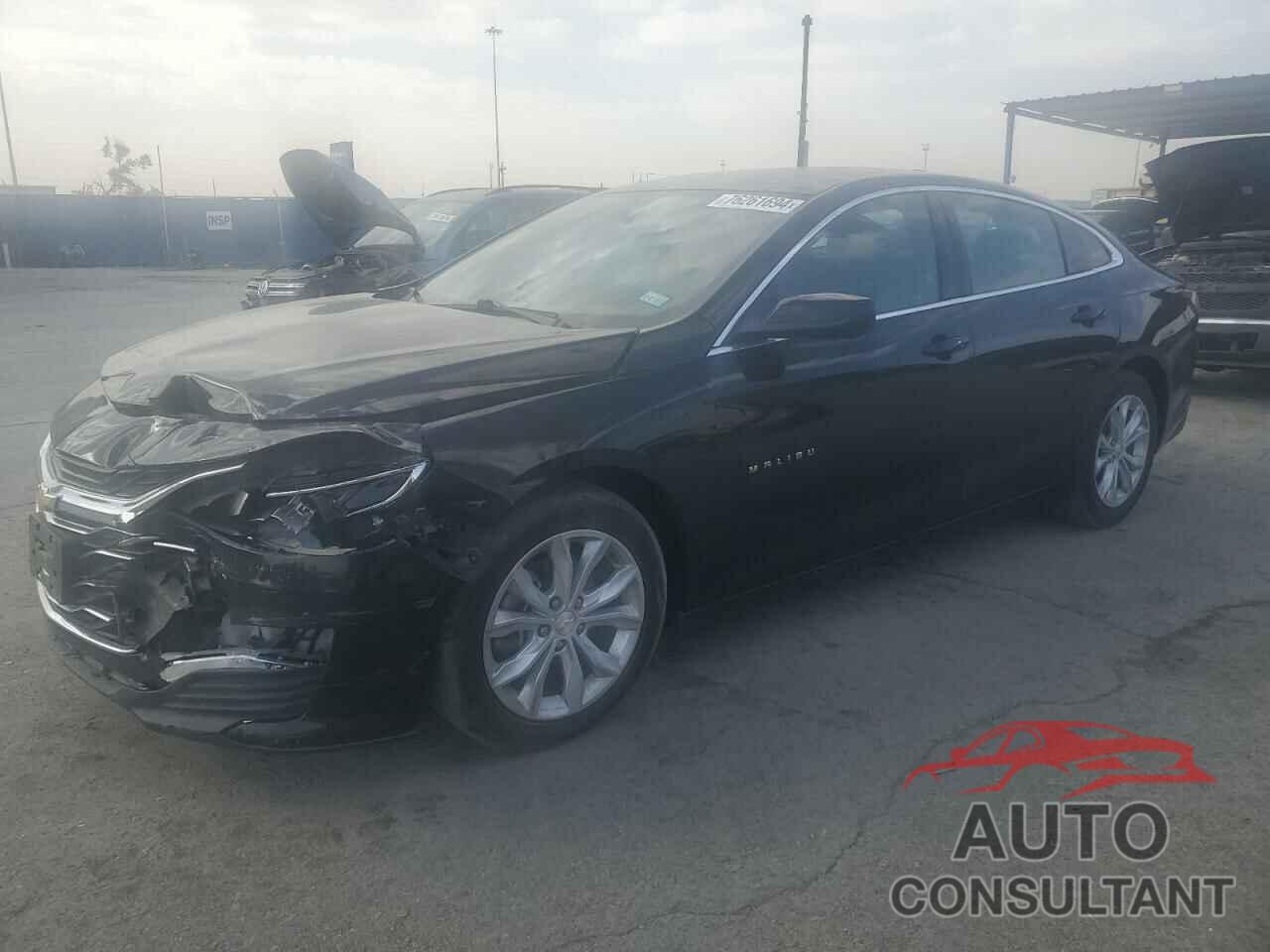 CHEVROLET MALIBU 2020 - 1G1ZD5ST5LF093575