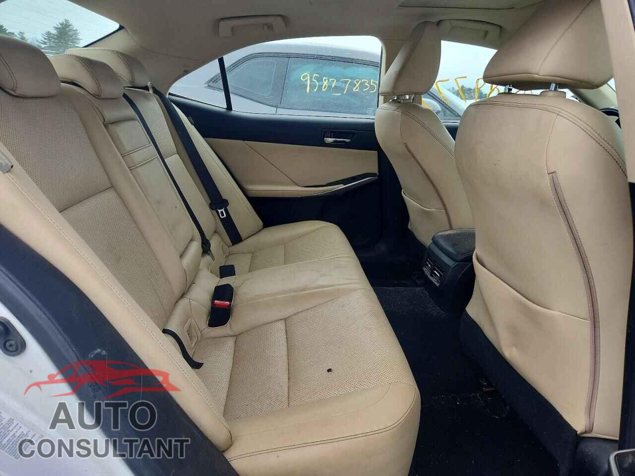 LEXUS IS 2014 - JTHCF1D23E5004615