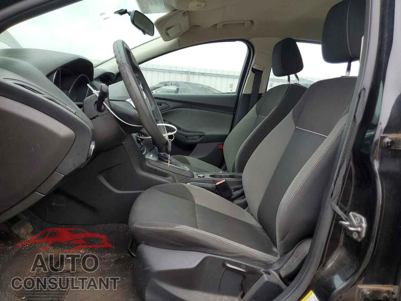 FORD FOCUS 2013 - 1FADP3E20DL282966