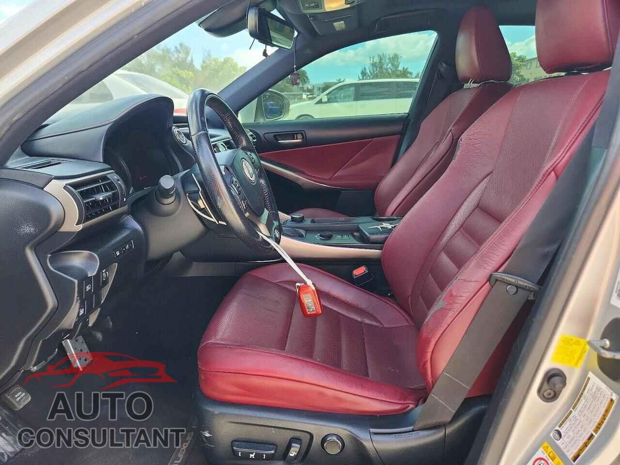 LEXUS IS 2017 - JTHBA1D21H5044612