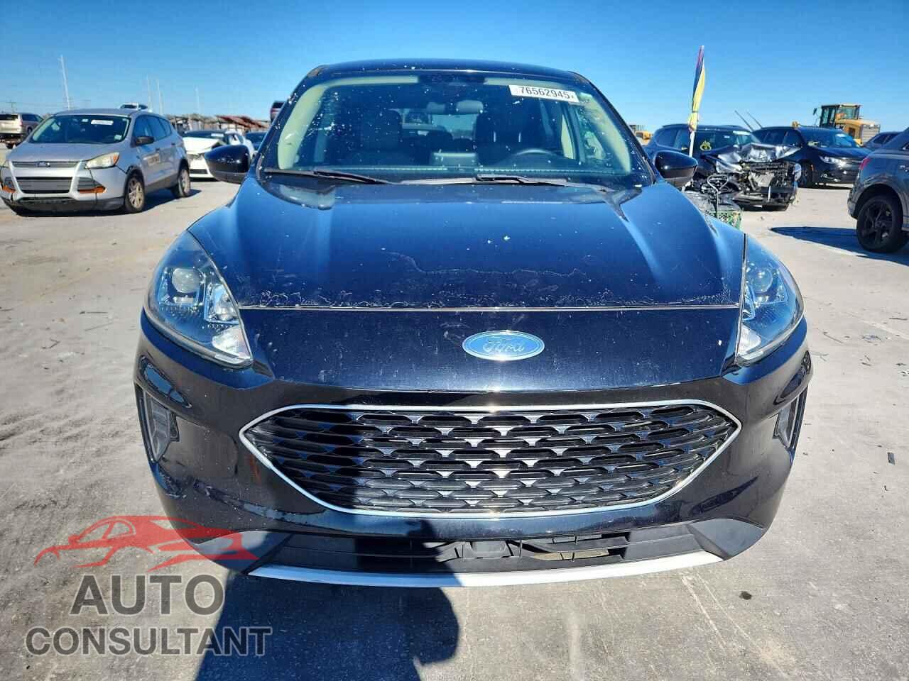 FORD ESCAPE 2020 - 1FMCU0G64LUA81587
