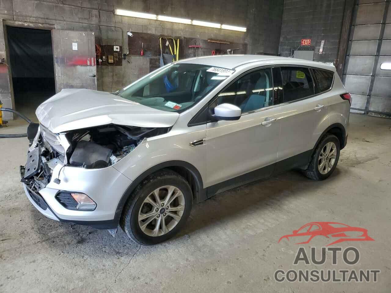 FORD ESCAPE 2017 - 1FMCU9GD9HUE44556