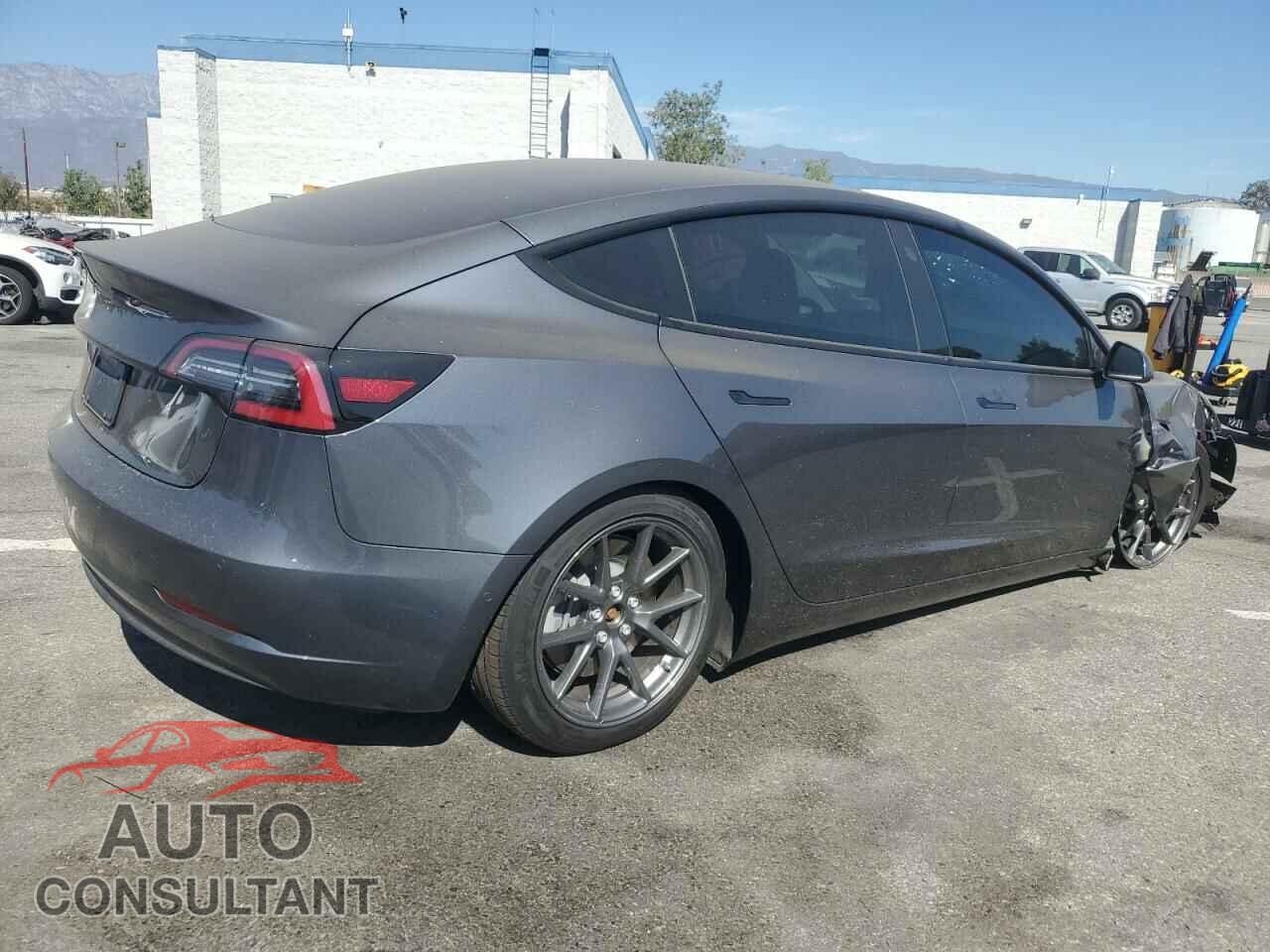 TESLA MODEL 3 2021 - 5YJ3E1EA5MF867570