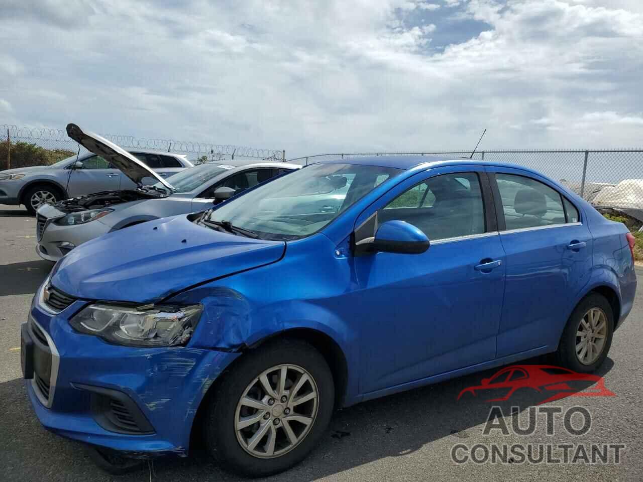 CHEVROLET SONIC 2017 - 1G1JD5SH9H4107814