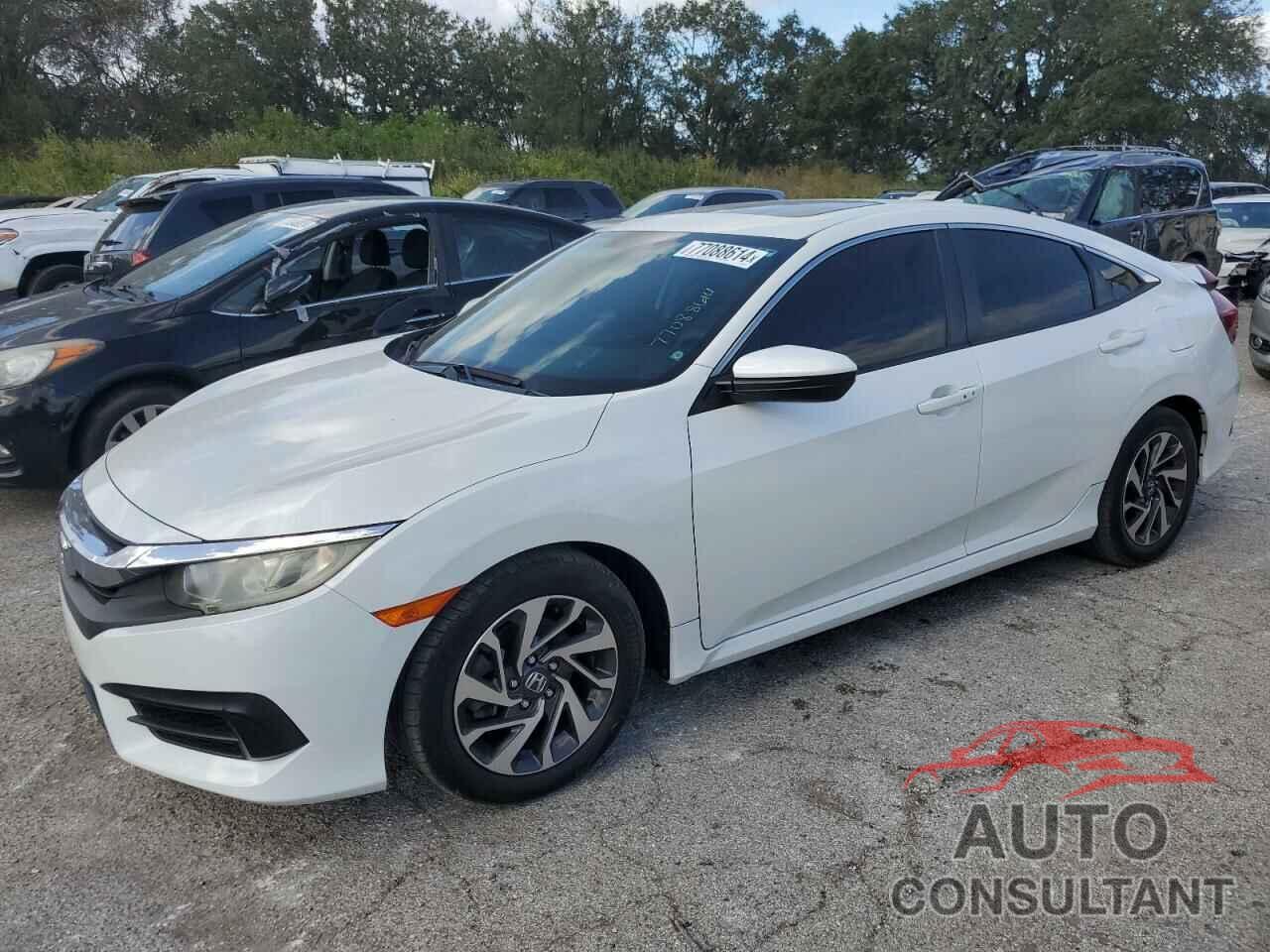 HONDA CIVIC 2018 - 19XFC2F75JE002174