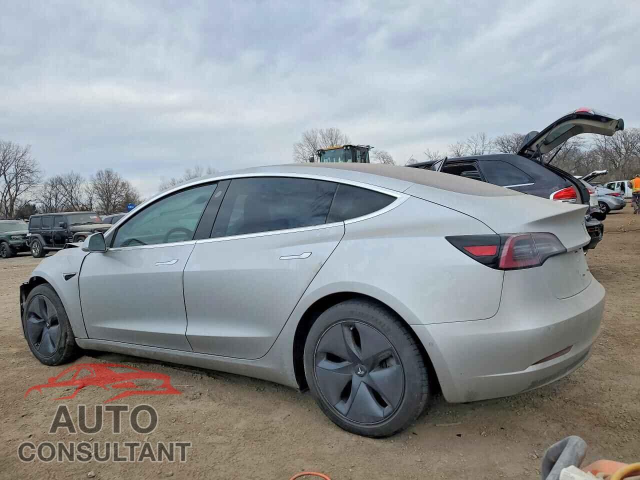 TESLA MODEL 3 2018 - 5YJ3E1EA0JF034822