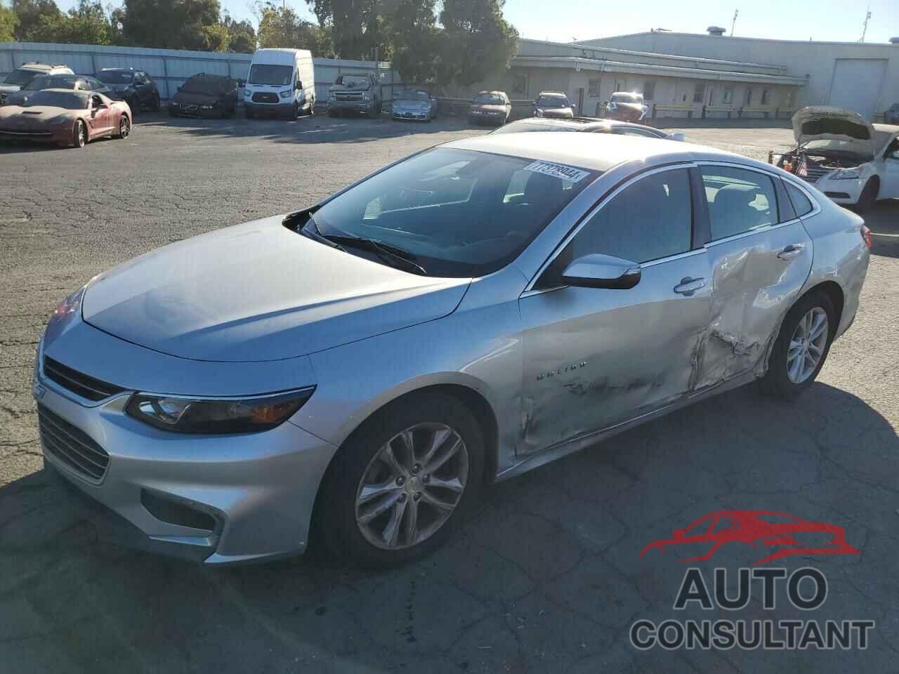 CHEVROLET MALIBU 2017 - 1G1ZE5ST9HF132883