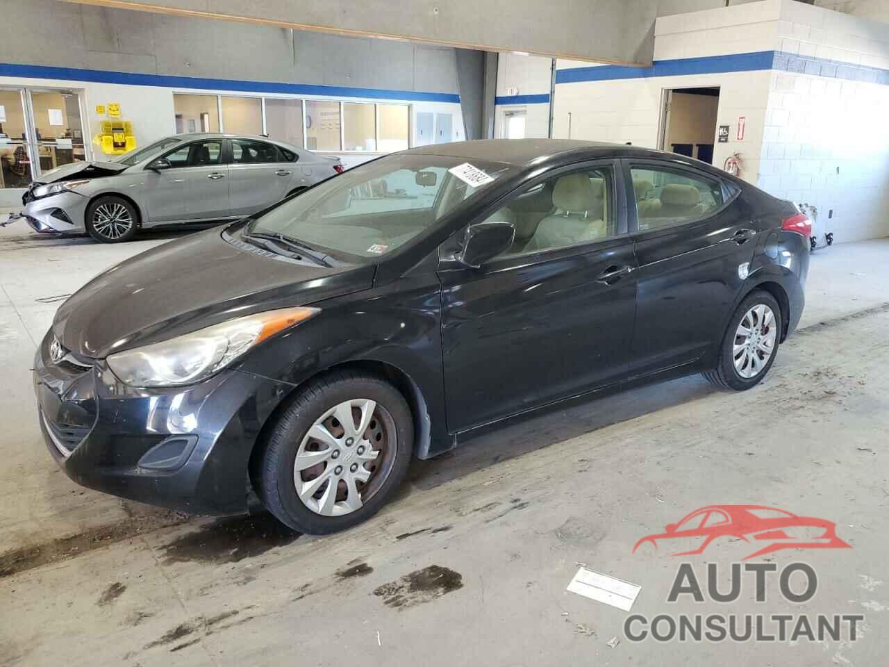 HYUNDAI ELANTRA 2013 - KMHDH4AE3DU592595