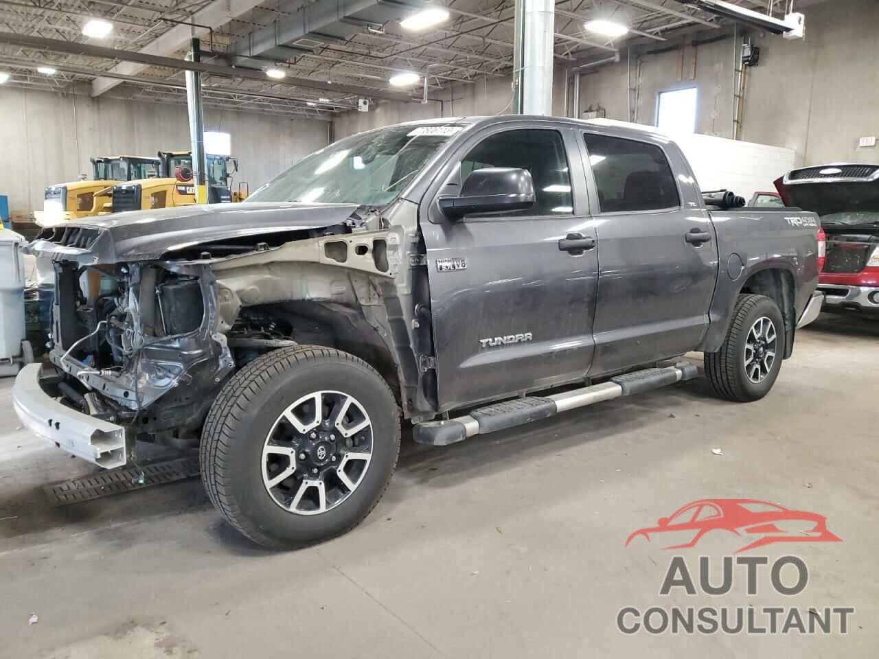 TOYOTA TUNDRA 2019 - 5TFDW5F17KX783759