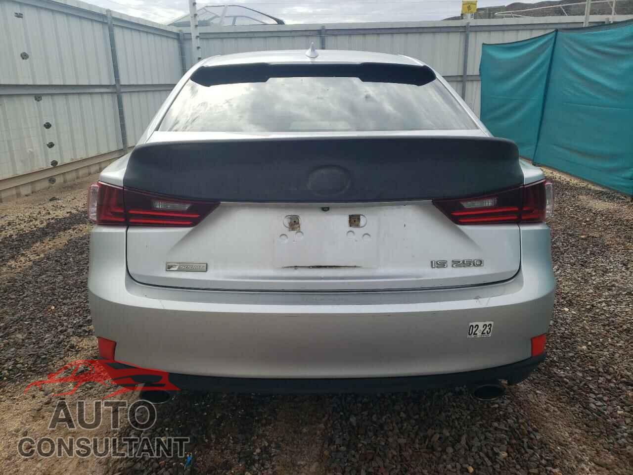 LEXUS IS 2015 - JTHBF1D27F5063924