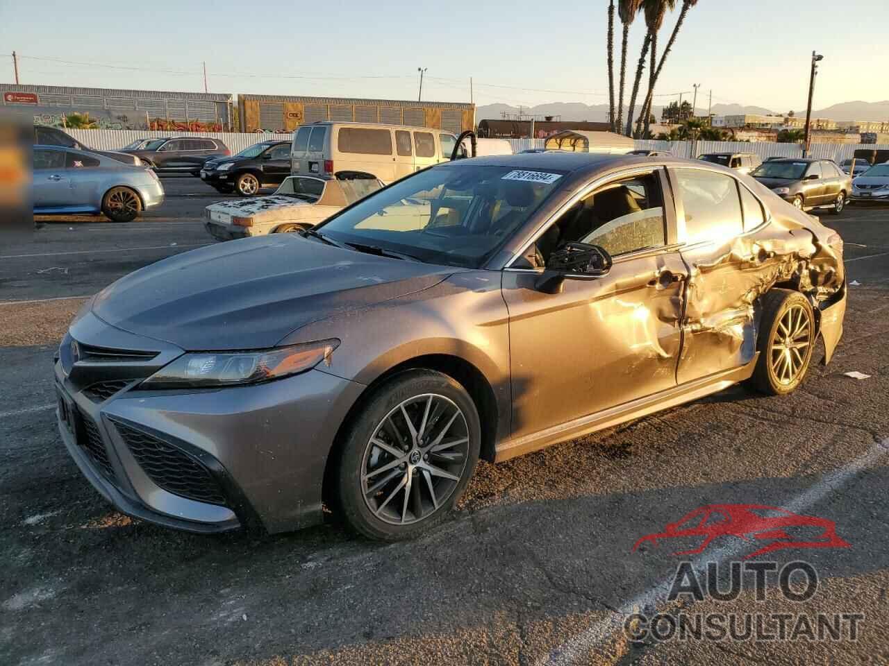 TOYOTA CAMRY 2023 - 4T1G11AKXPU732751