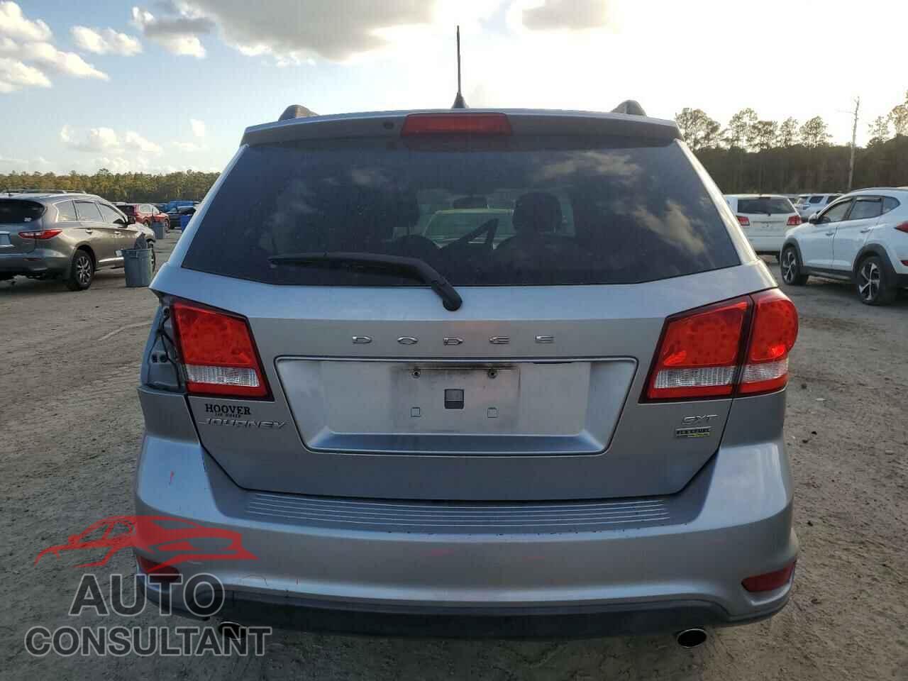 DODGE JOURNEY 2015 - 3C4PDCBGXFT701817