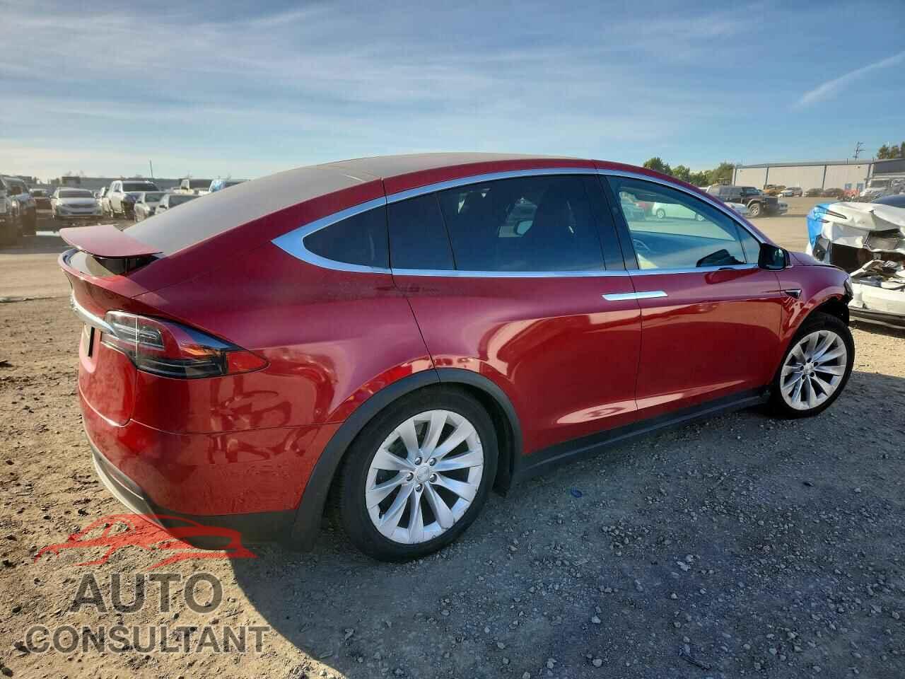 TESLA MODEL X 2017 - 5YJXCDE25HF045195