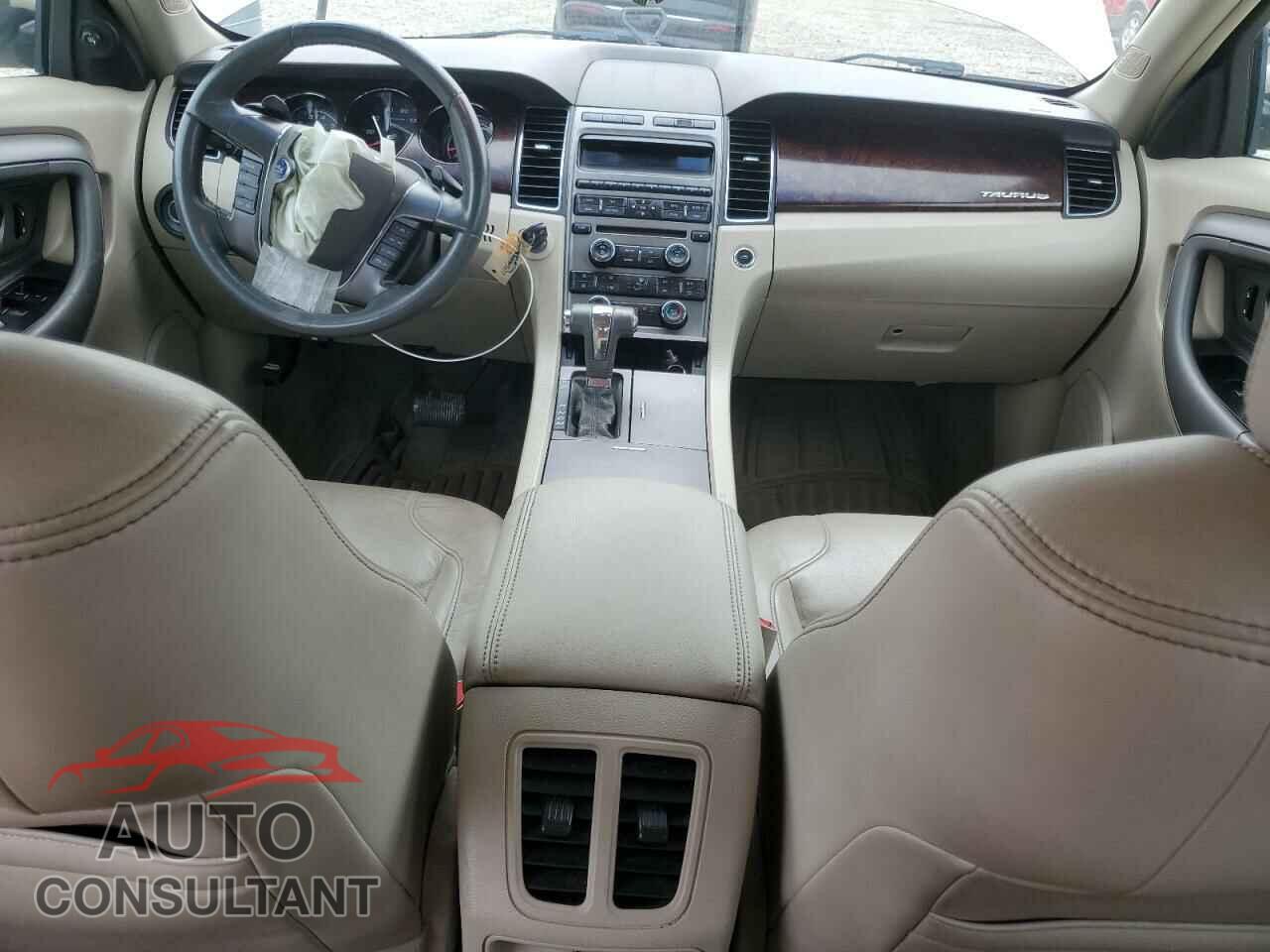 FORD TAURUS 2011 - 1FAHP2EW2BG181481