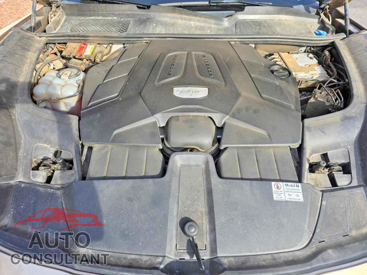 PORSCHE CAYENNE 2019 - WP1AB2AY1KDA60930
