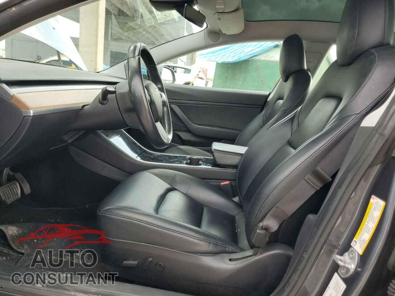 TESLA MODEL 3 2019 - 5YJ3E1EA2KF308121