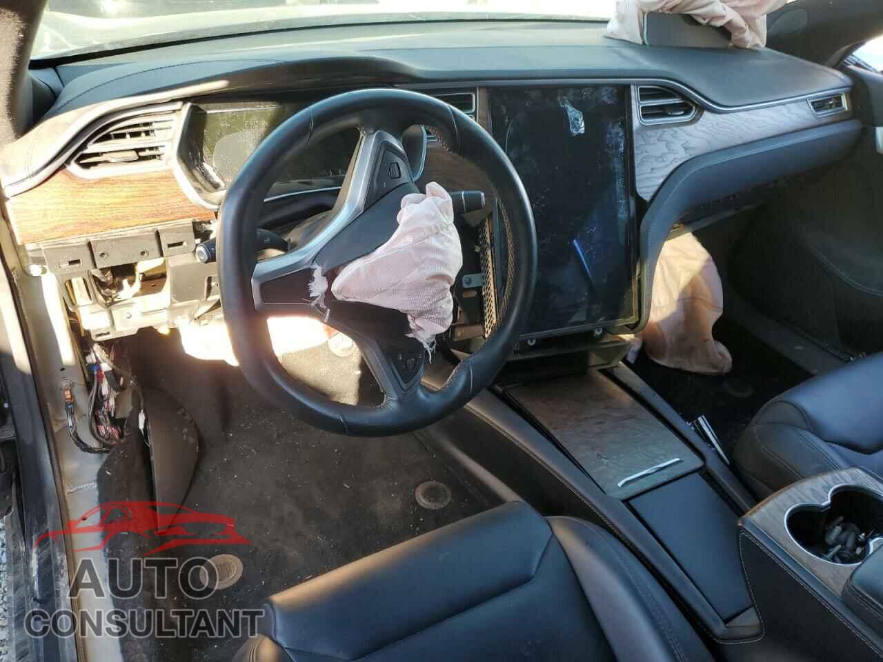 TESLA MODEL S 2017 - 5YJSA1E23HF232031