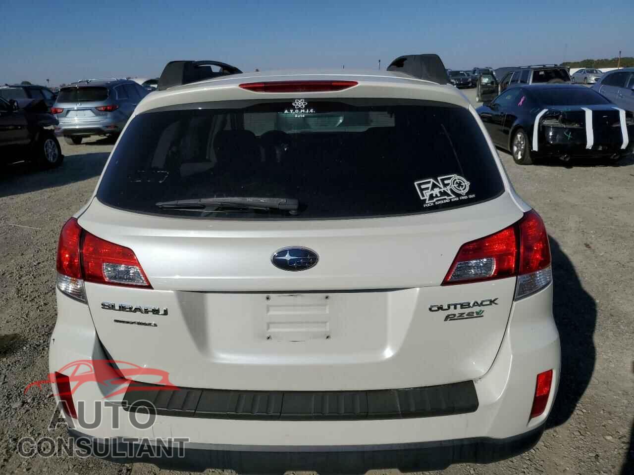 SUBARU OUTBACK 2013 - 4S4BRBCC6D3211185