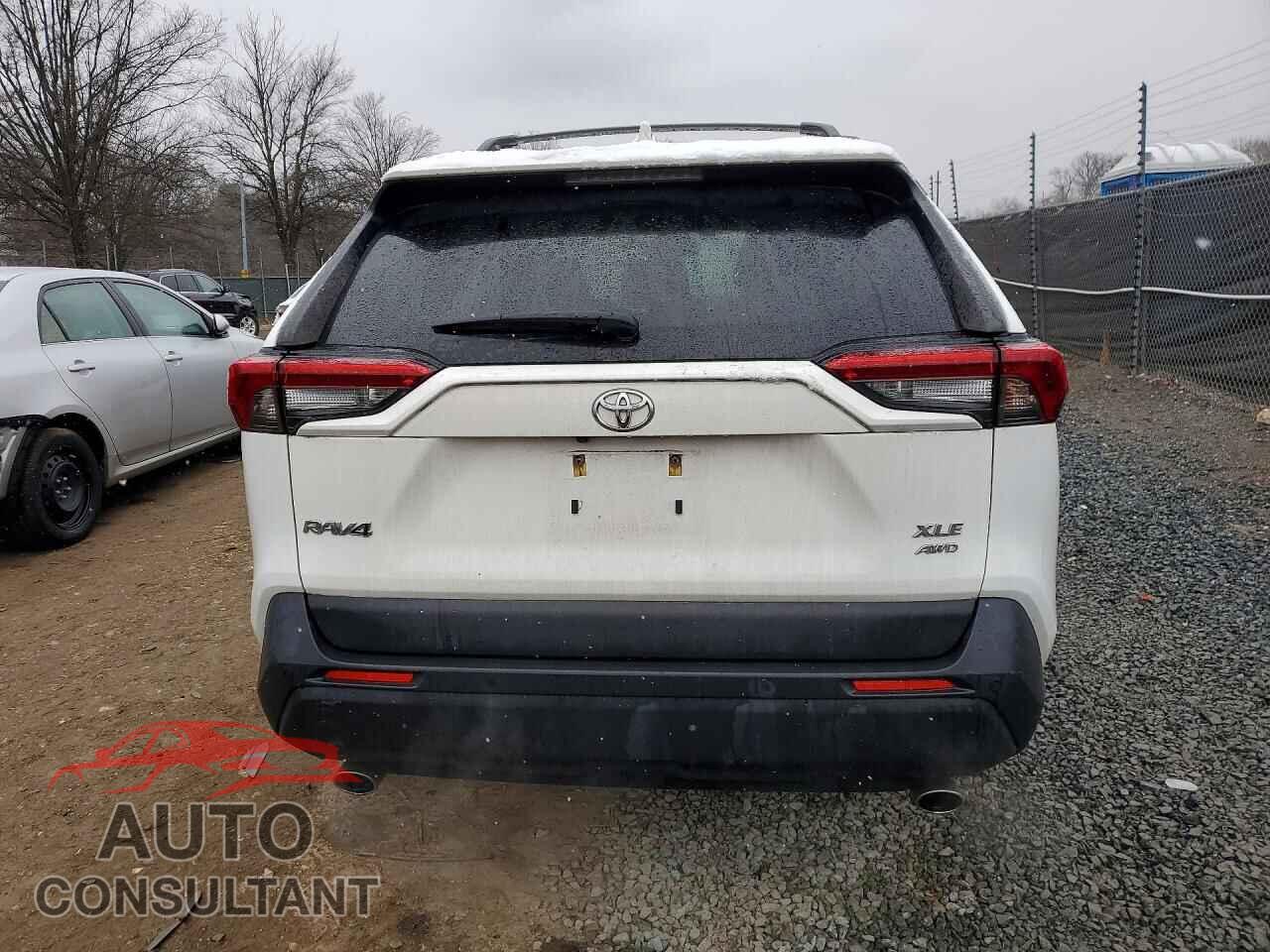 TOYOTA RAV4 2019 - JTMP1RFV9KJ024362