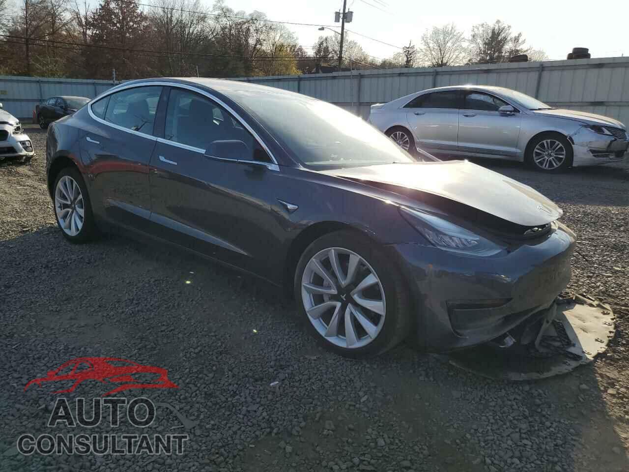 TESLA MODEL 3 2018 - 5YJ3E1EB7JF087106