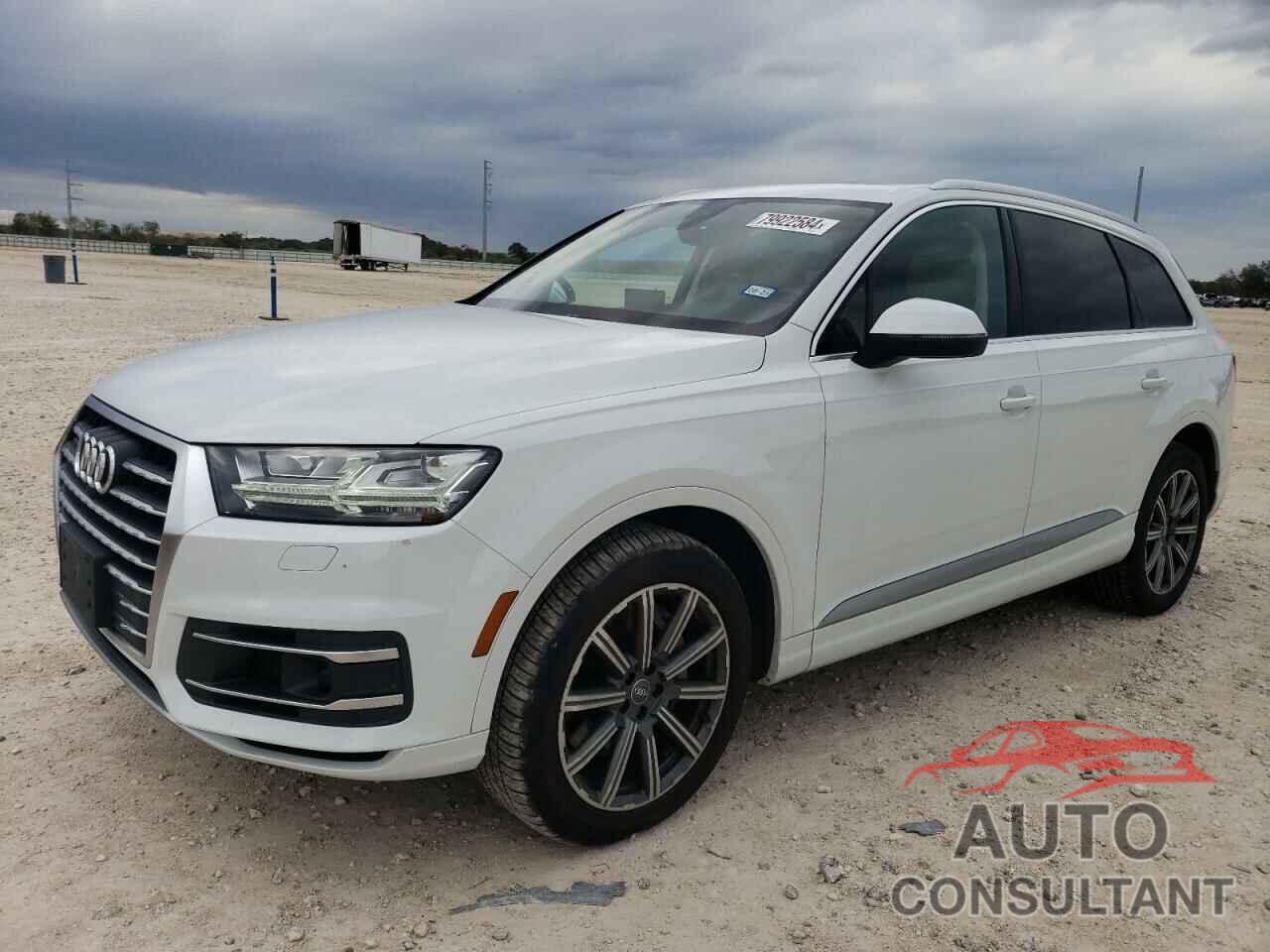 AUDI Q7 2018 - WA1VAAF77JD007352