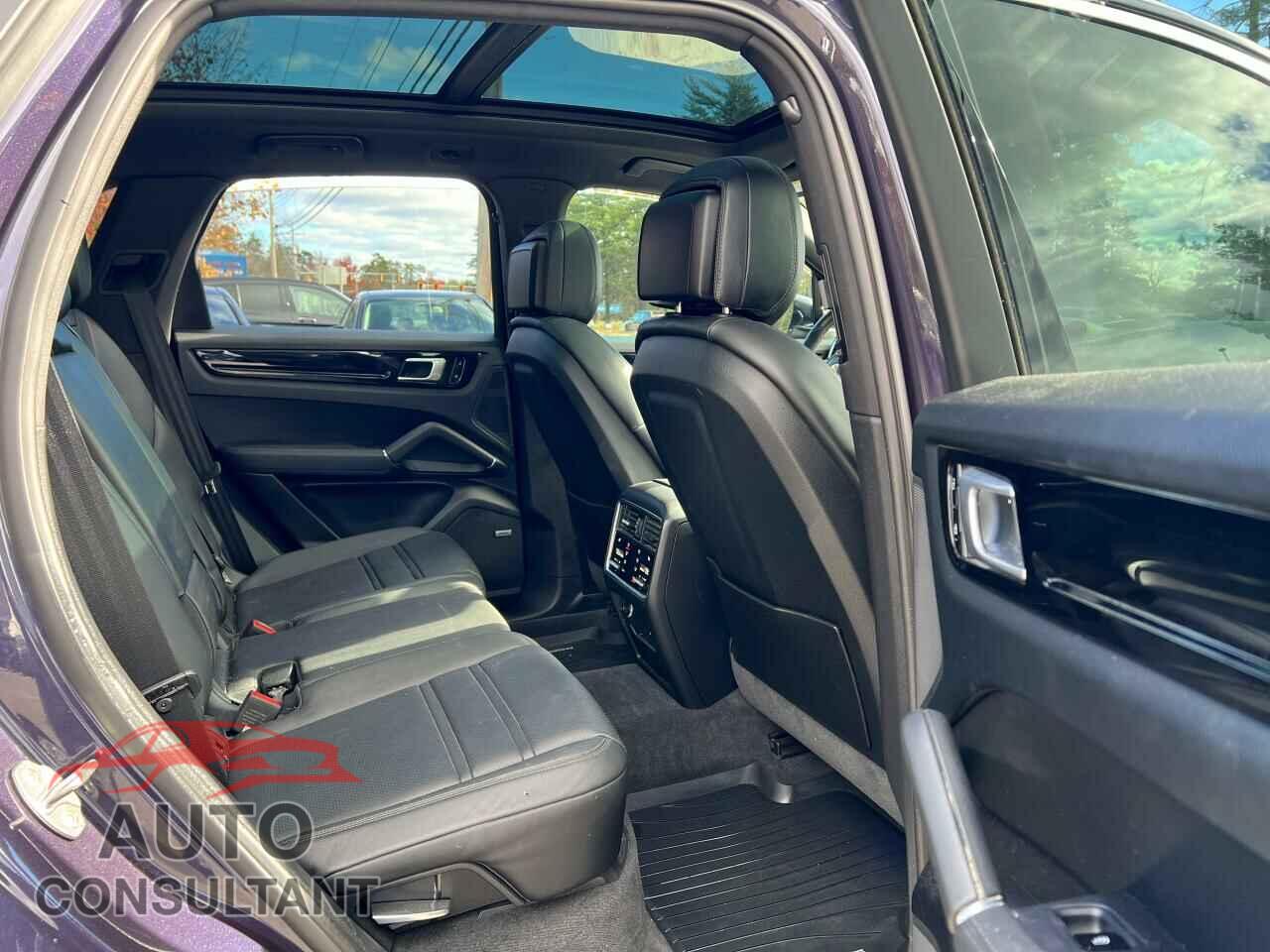 PORSCHE CAYENNE 2019 - WP1AA2AY2KDA14199